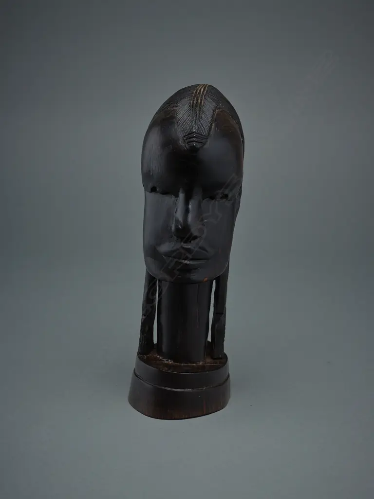 Africa wooden bust, Image 1++